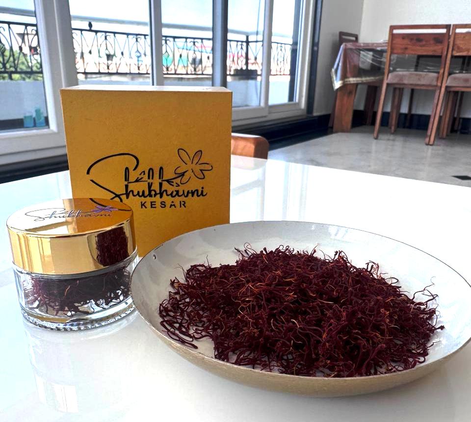 Shubhavni saffron jar and threads – indoor farm